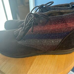 Eddie Bauer Brown and Red Suede Boots